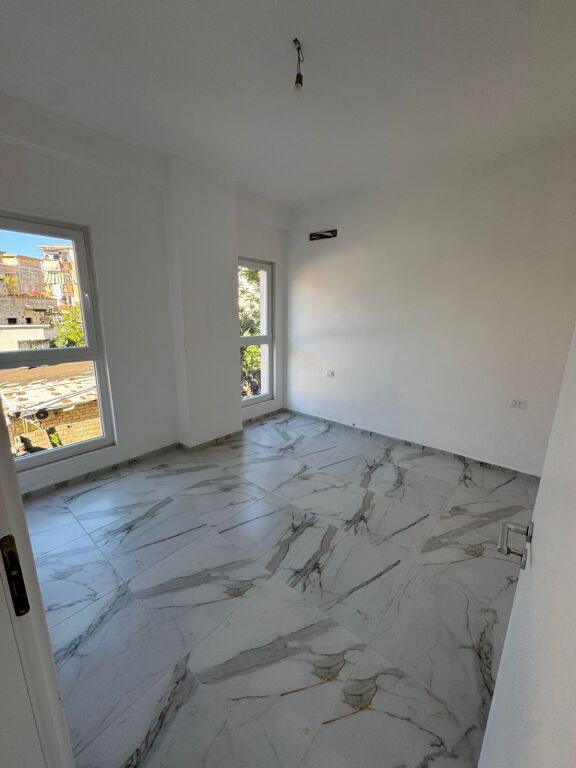 🏡 APPARTAMENTO 1+1 IN AFFITTO – COMPLESSO AURA, VIA DRITAN HOXHA