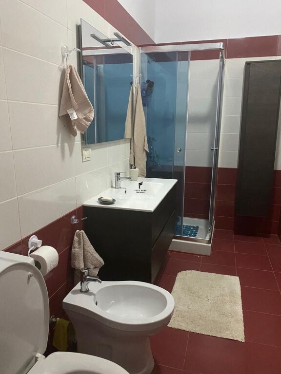 SHITET APARTAMENT 2+1+2 YZBERISHT 18.000.000 LEKE FH-79031