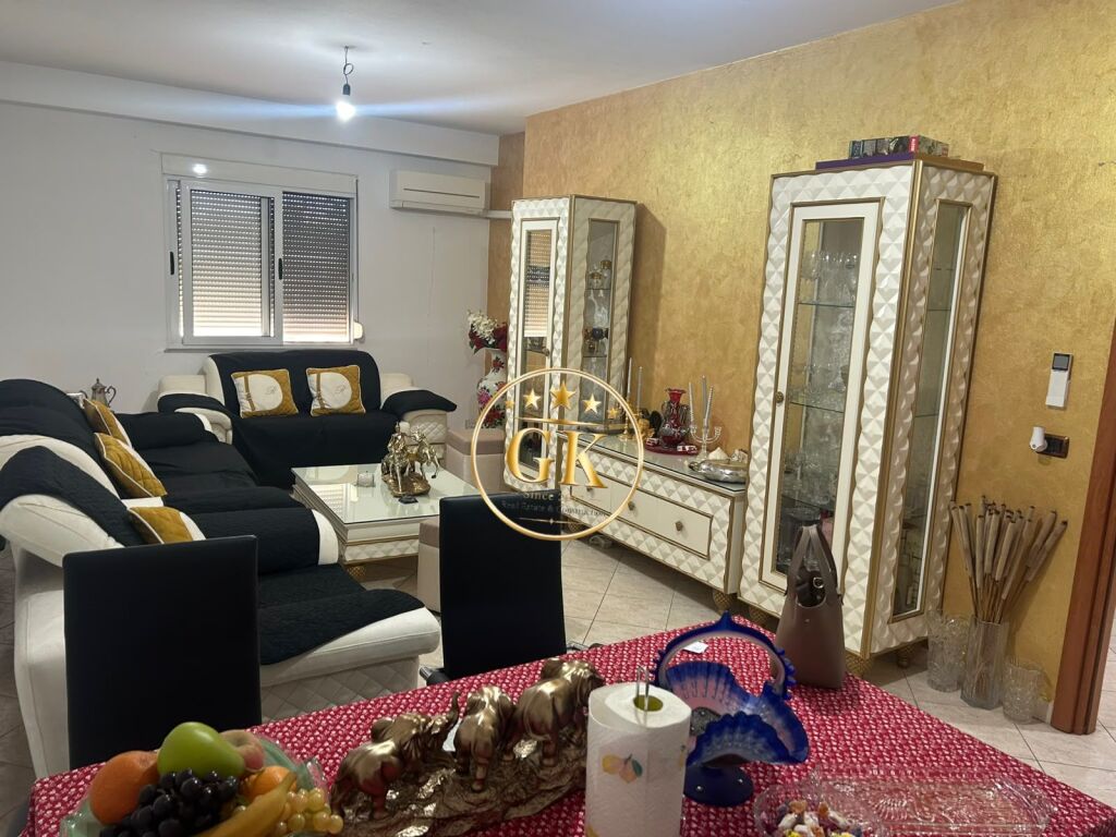 🏡 APPARTAMENTO IN AFFITTO 2+1 CON BALCONE STAZIONE DEI TRENI DURRES