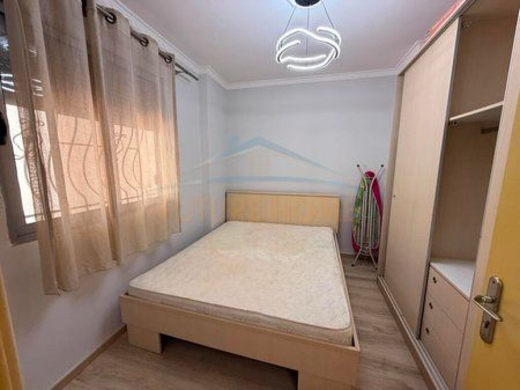 Shitet, Apartament 1+1, Don Bosko