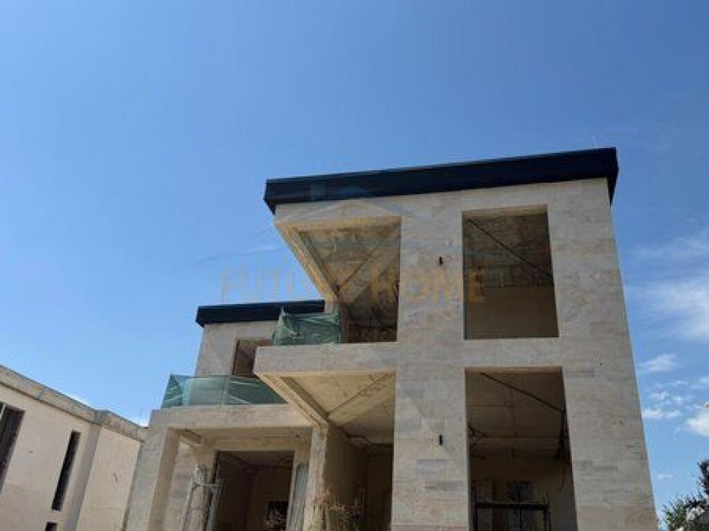 For sale, Villa, Farke, Tirana