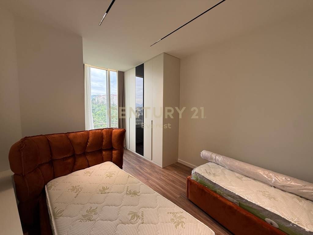 KOPSHTI BOTANIK, APARTAMENT 2+1+2 PER QIRA