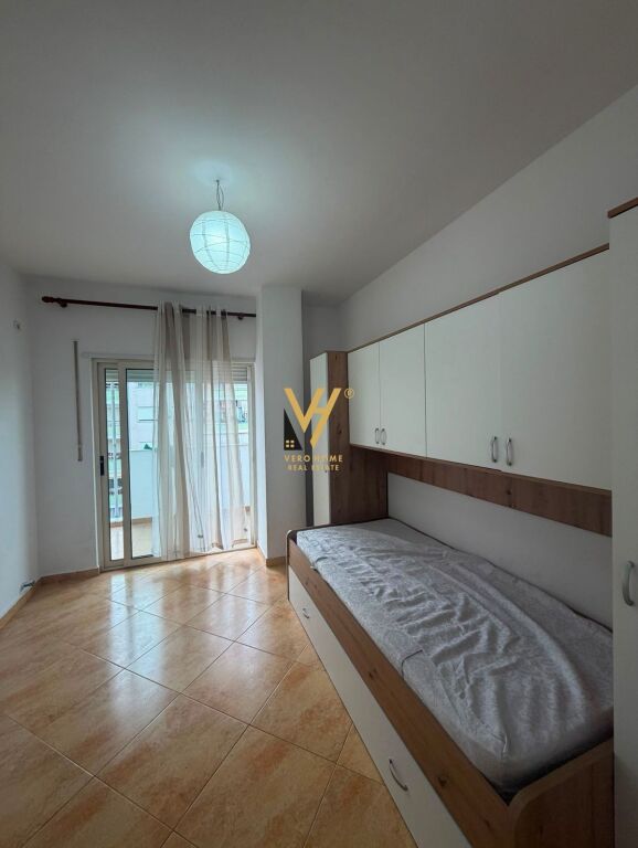 AFFITTASI APPARTAMENTO 2+1+2+BLK A DON BOSKO 800 EURO