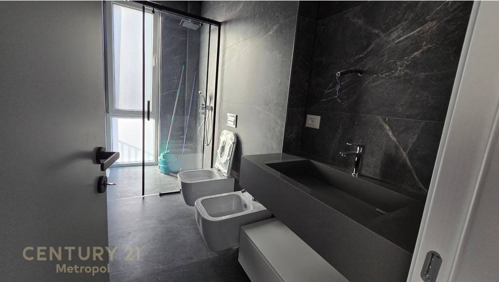 Villa in affitto in una residenza privata, vicino al lago prosciugato!