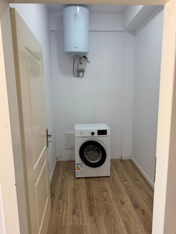 🏡 Jepet me qira hyrje 2+1 në Qytet Studenti💰 35.000 Lekë/muaj