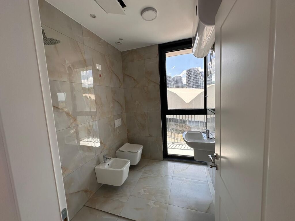 🏢 Appartamento 2+1 + Posto Auto in Affitto 📍 Via Kosovarëve, Residenza Lake View