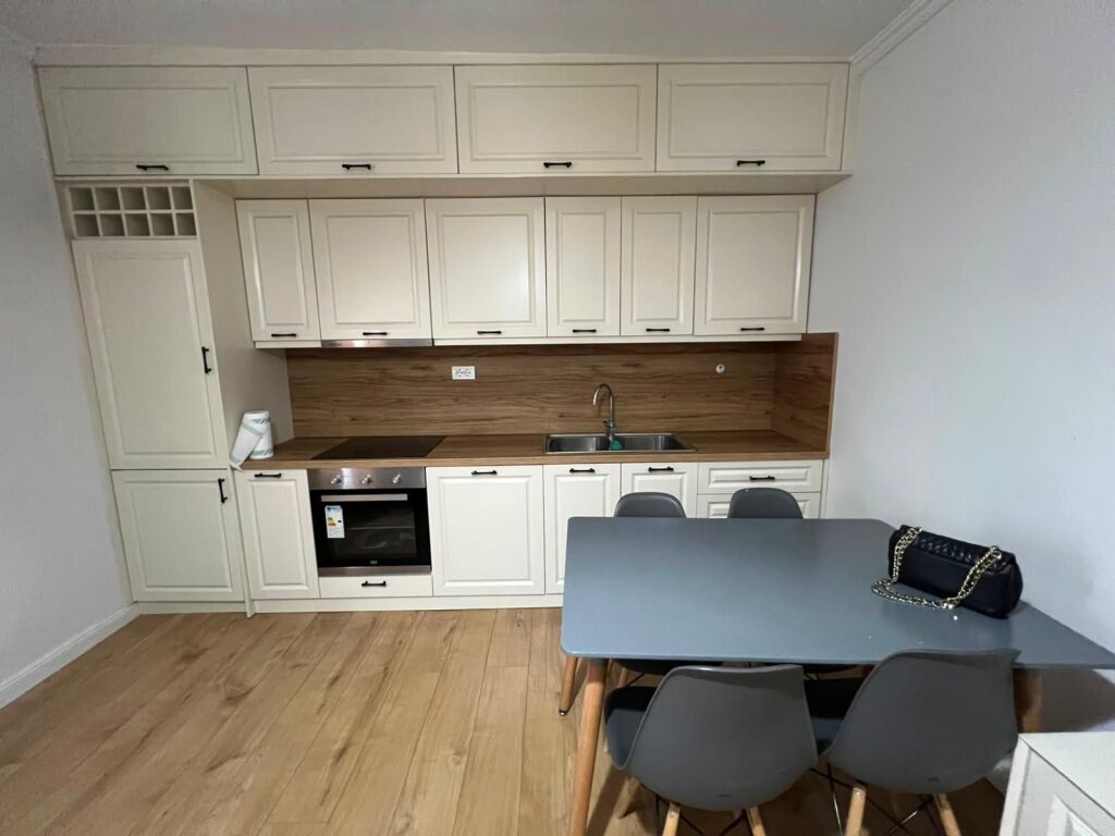 APARTMENT FOR RENT 1 +1 BLOCK LSI