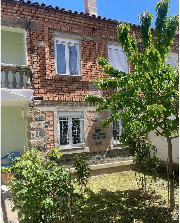 2-Storey Villa for Sale in Korçë!