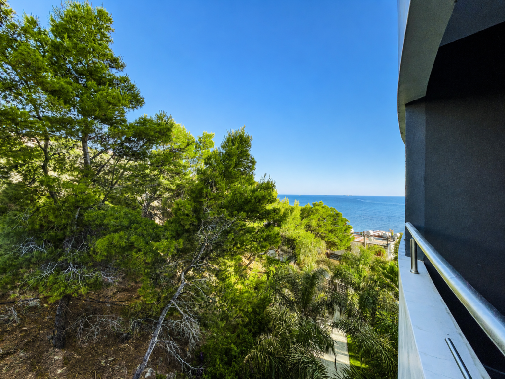 Apartment 2+1 with Sea View for Sale in Currila, Durrës