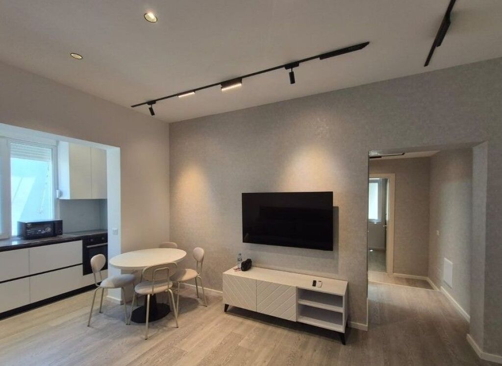FOR SALE 2+1 APARTMENT IN THE HEART OF BLOK, NEW TIRANA
