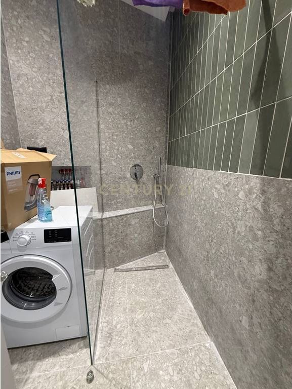 KOPSHTI BOTANIK, APARTAMENT 2+1+2 PER QIRA