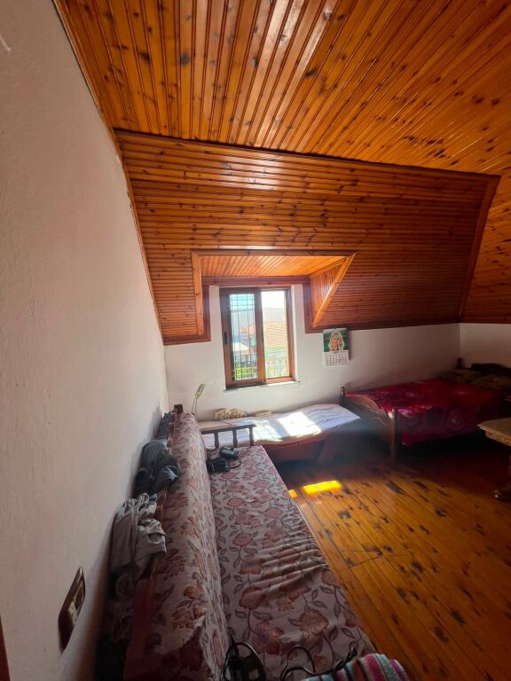 Villa di 4 piani in vendita Kamez