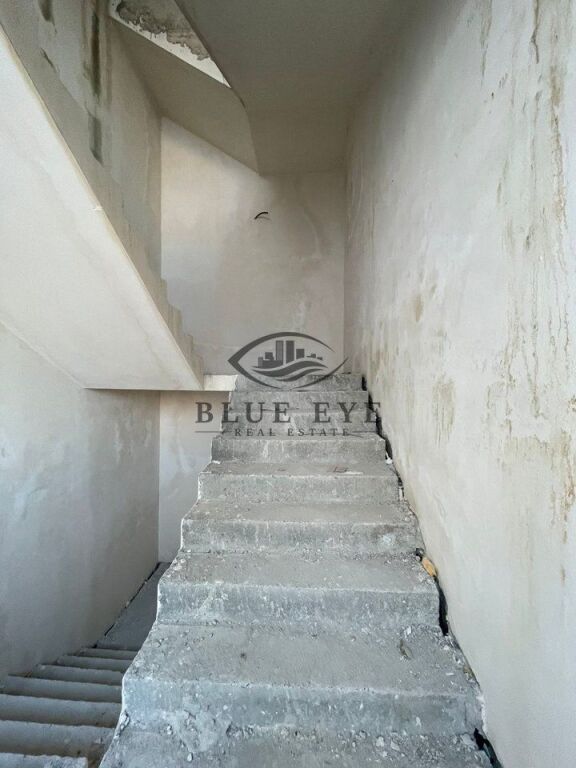 Apartment 2+1+2 For Sale in Stadiumi, Durrës