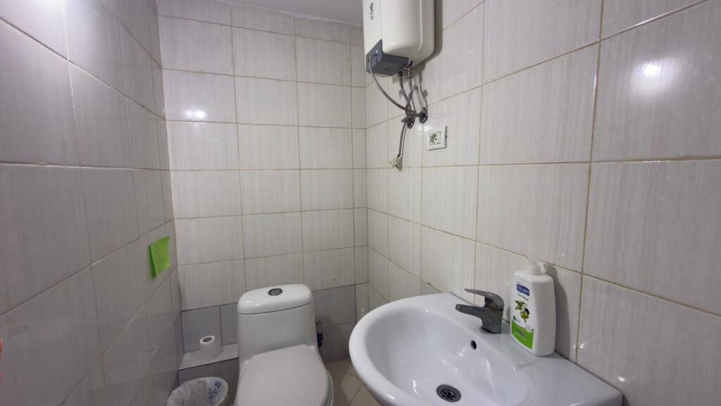 Jepet me Qira Ambient Biznesi “Astir”, Tiranë.