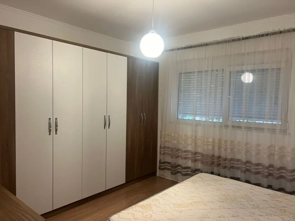 For rent 3+1 at Bill Klinton street