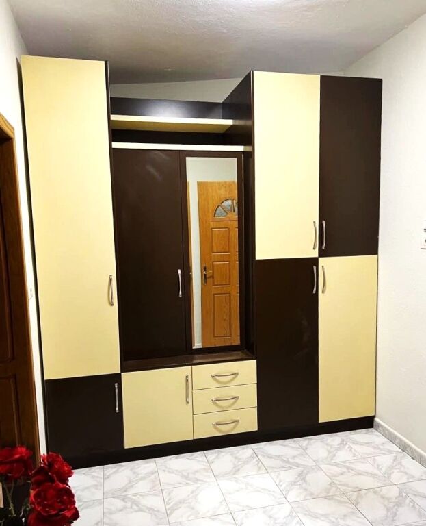 Apartment 2+1 for rent, 50000 leke per month, Kongresi i Manastirit street (Mother Teresa hospital)