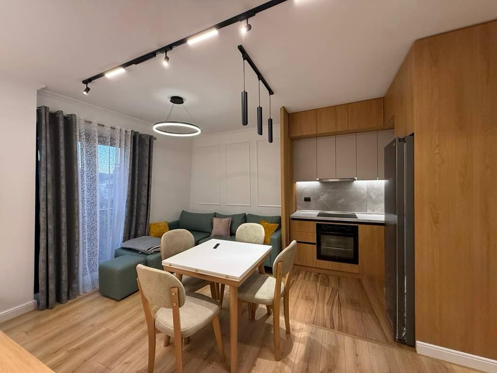 🏡 Jepet me Qira Apartament 1+1 – Rruga e Kavajës, Qendër