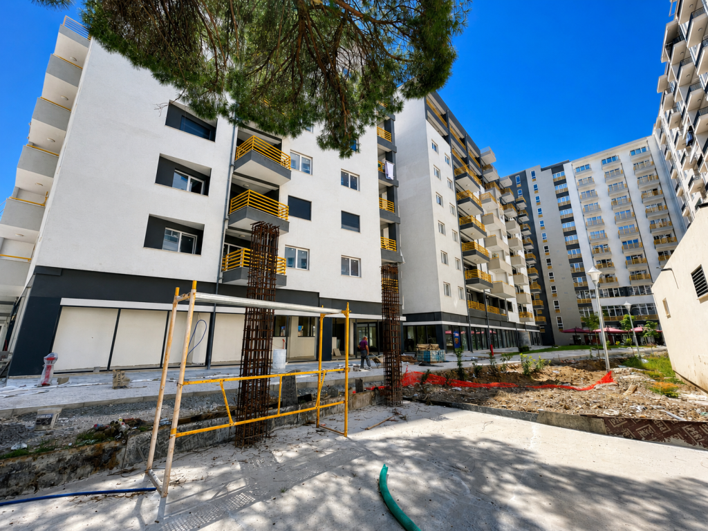 Shitet Apartament 2+1 në Aura Complex, Tiranë