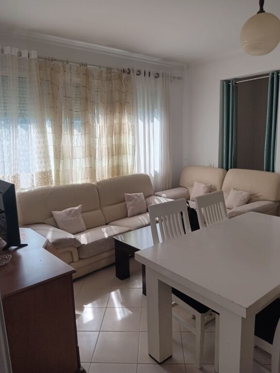 Apartment 2+1 for rent in Fresk near Deliu Restaurant
