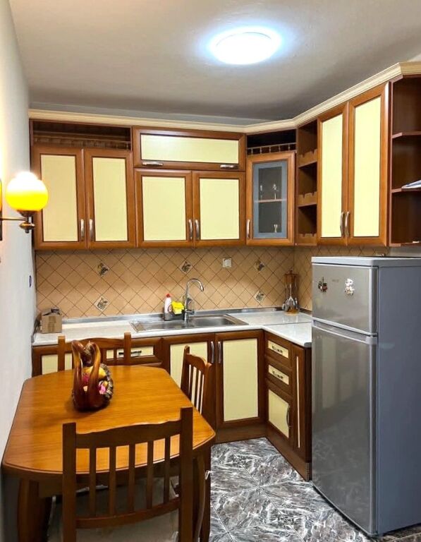 Apartment 2+1 for rent, 50000 leke per month, Kongresi i Manastirit street (Mother Teresa hospital)