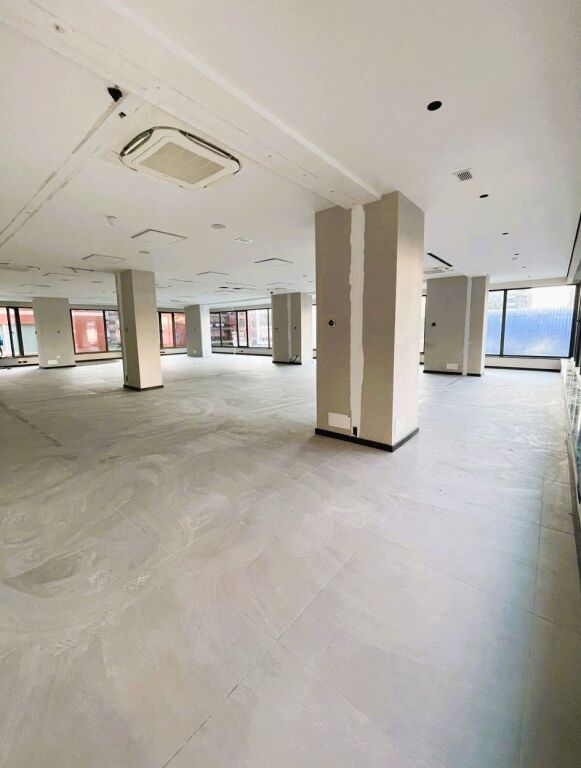 🌇Locale Commerciale in Affitto al Complesso Delijorgji!