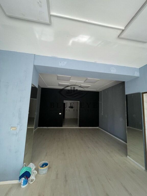 Premises for rent near the Durres village market