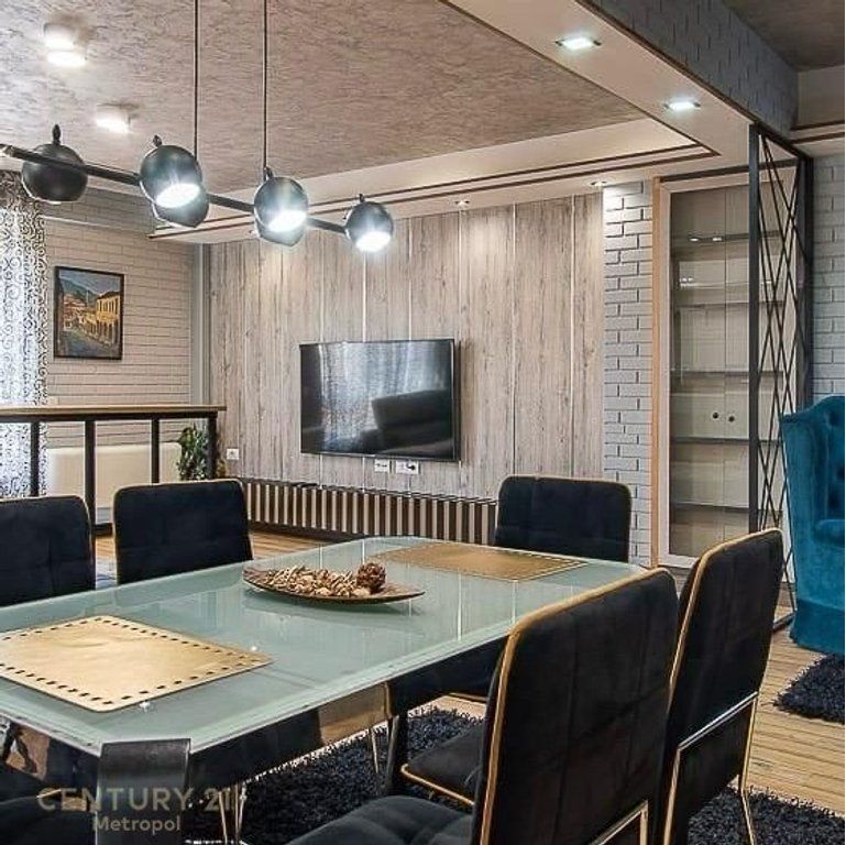 Appartamento di lusso 2+1+2 con 2 balconi in affitto – Myslym Shyri, Tirana 1.950 € /Mese