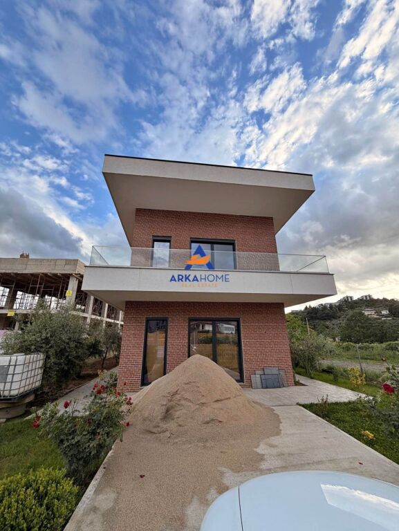VILLA SU DUE PIANI IN AFFITTO "VICINO A TEG" PREZZO SECONDO RICHIESTA