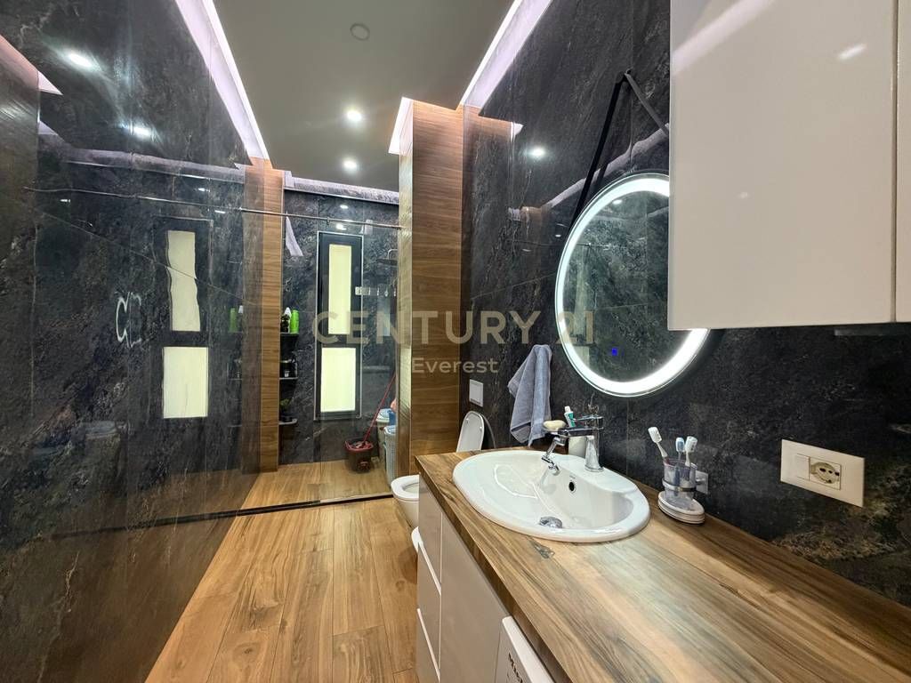 SQUARE 21, SHESIM APARTAMENT 2+1+2