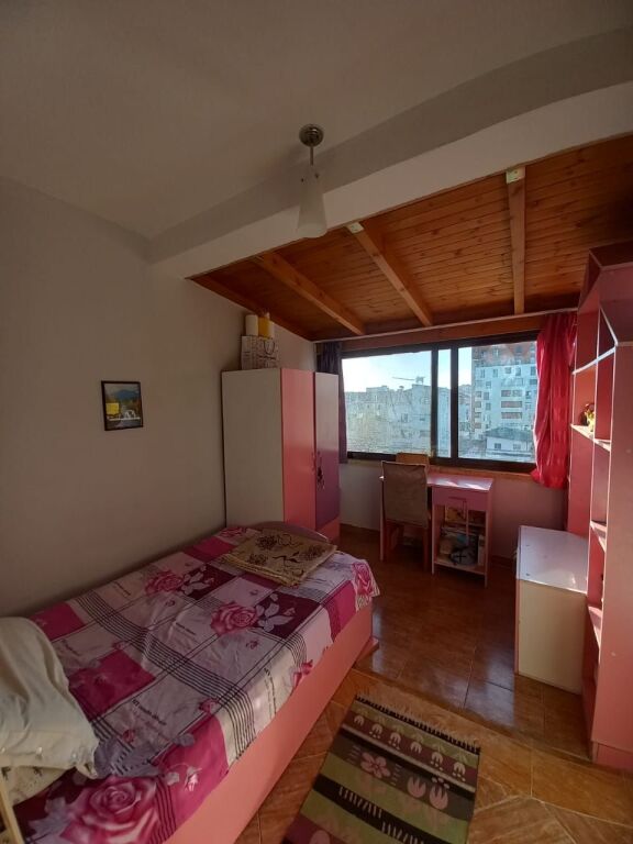 Appartamento in Affitto 2+1 - Di fronte all'Università Zoja e Këshillit të Mirë