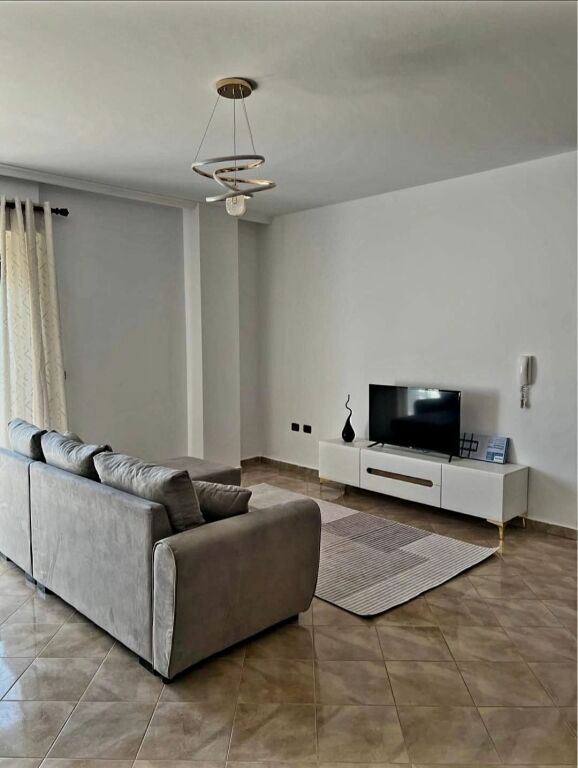 Apartment 1+1 for Rent near Kristal Center, Komuna e Parisit 600 thousand leke