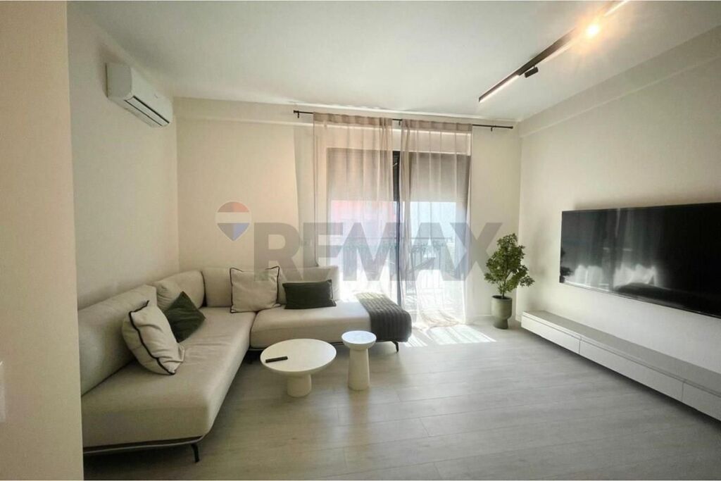 APARTAMENT 2+1+PARKIM PER QERA TE KODRA DIELLIT
