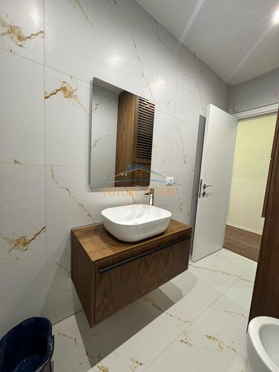 Rent, Apartment 2+1, Xhamllik, Tirana.