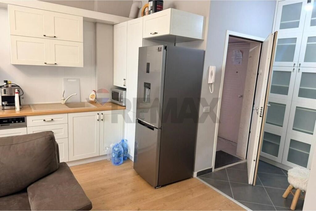2+1 apartment for rent near Arlis, Kavajës Street