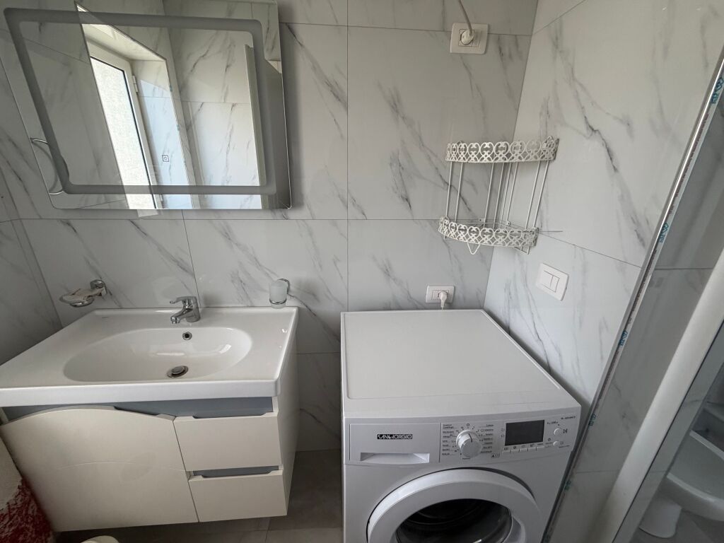 Vile 2 kateshe ne lunder,teg ,1300 euro
