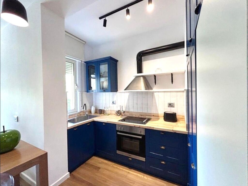 APARTMENT 2+1+2+BALCONY FOR RENT AT DRY LAKE