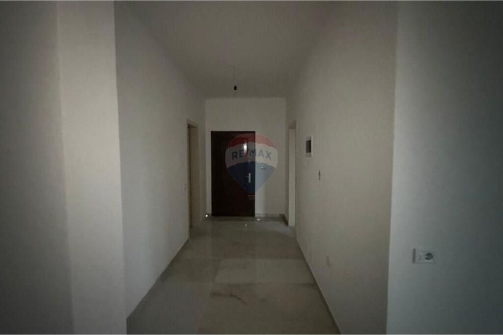 Apartment 2+1+2 for Sale - Yellow Buildings