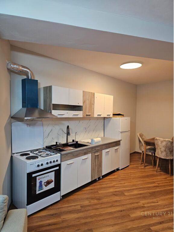 SHESIM APARTAMENT 1+1 TE REZIDENCA TURDIU TE ISH FUSHA AVIACIONIT!