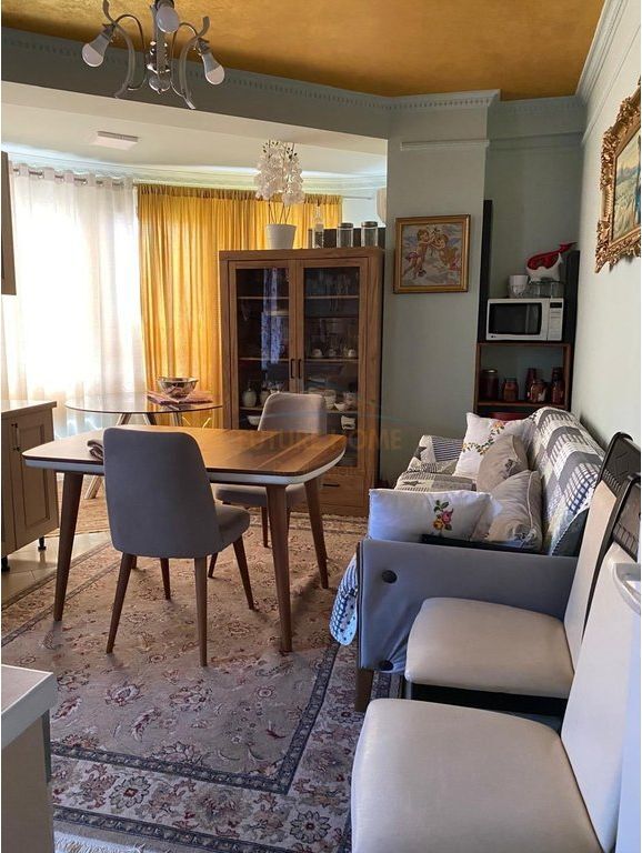 Affitto, Appartamento 3+1+2, Fresku, Tirana