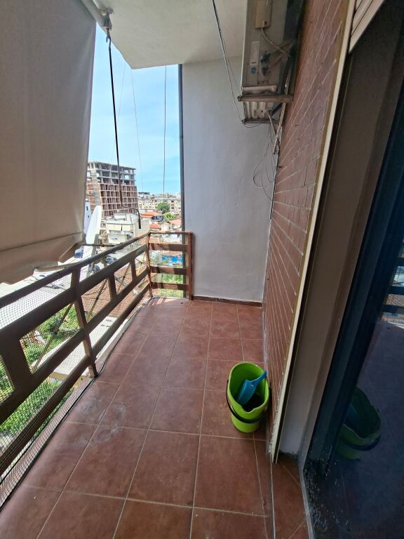 JEPET ME QIRA APARTAMENT 1+1 XHAMLLIKU