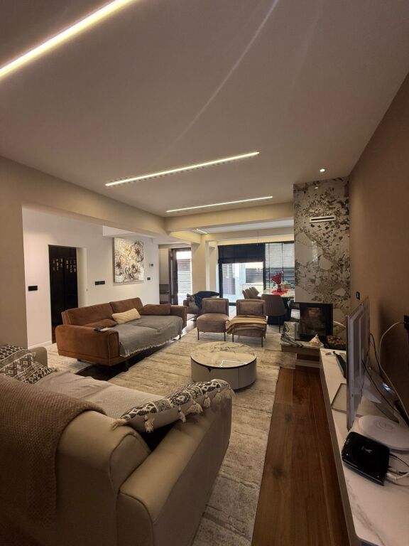 Super villa for sale in Sauk !!!
