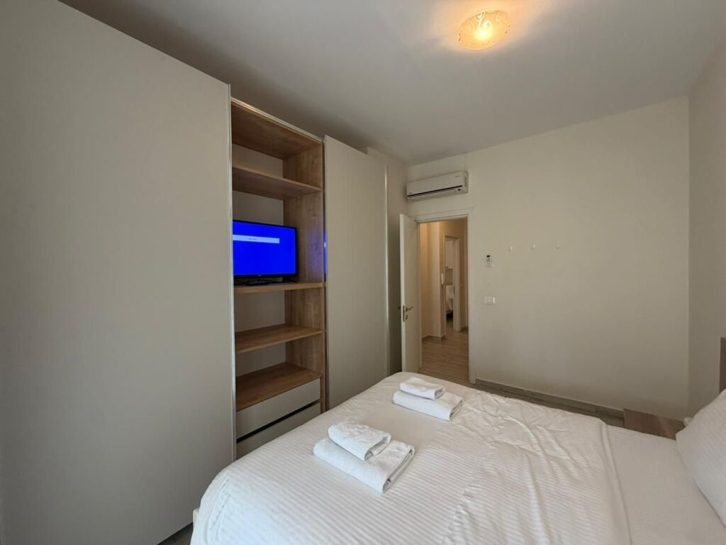 Apartment 2+1+Parking for rent at Kika 2 at the Paris Municipality.