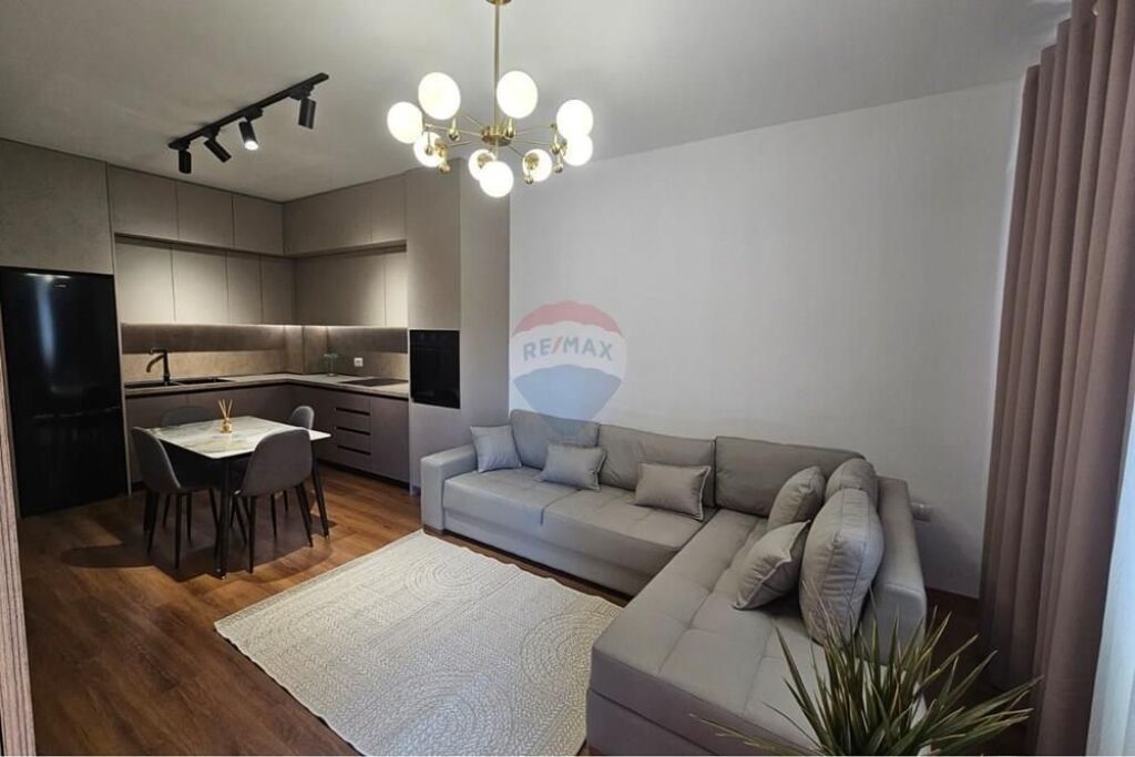 Appartamento 1+1 in affitto in Via Elbasanit!