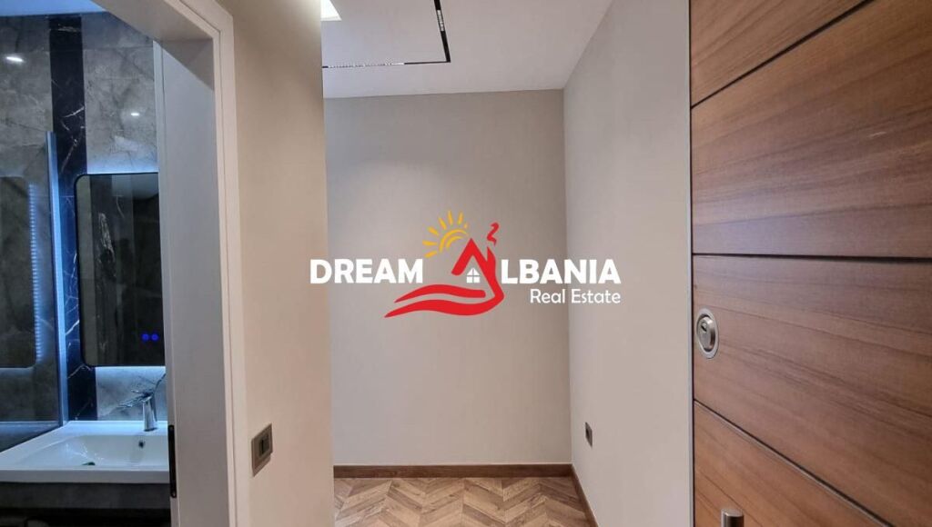 Business/Clinic Space for Rent in the Center of Tirana, near Kafe Flora (ID 42611091)