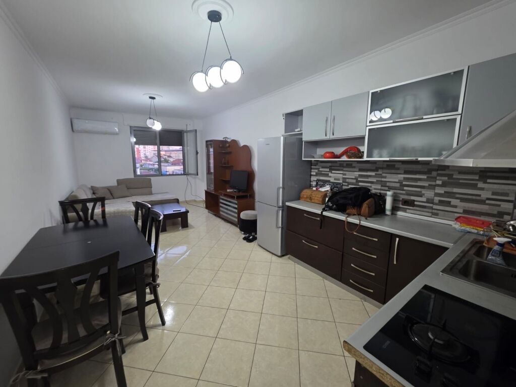 Apartament 2+1 me qera ne Don Bosko