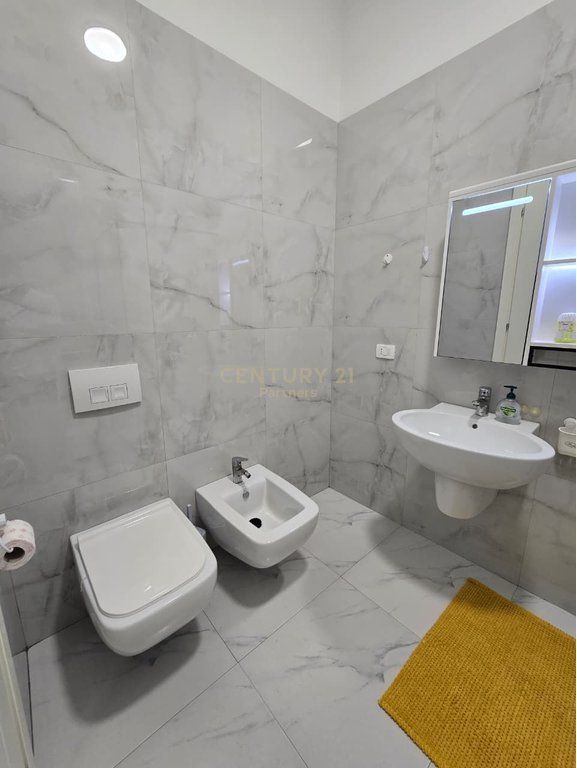 JEPET ME QIRA APARTAMENT 2+1+2 NË KOMPLEKSIN DELIJORGJI partners142995