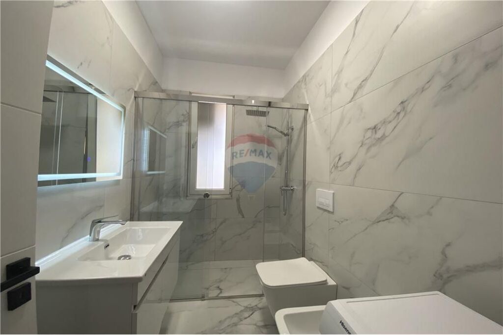 Appartamento - In Vendita - Blocco di Ville, Tirana