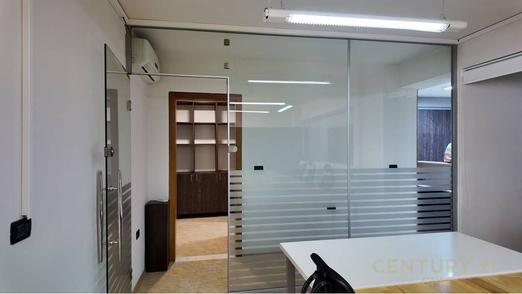 Prestigious Office for Sale in Block – Ideal for Business or Investment