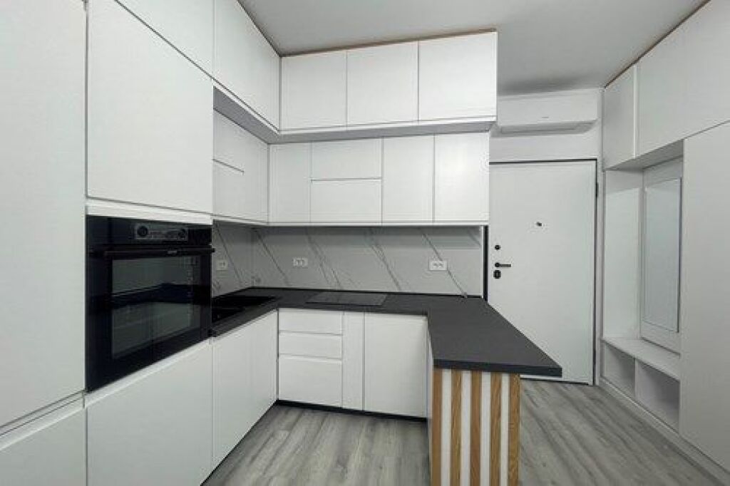 Apartament 2+1 +post parkimi per qira ne Don Bosko!