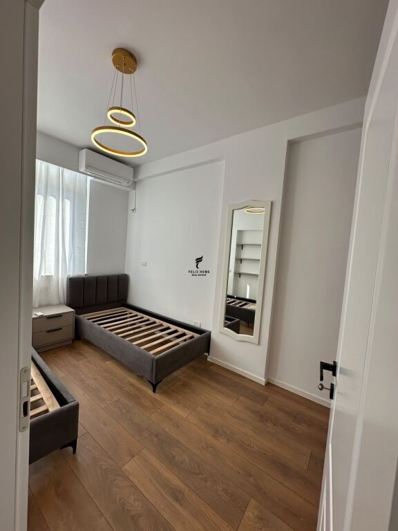 APARTAMENT ME QERA 2+1 KOPSHTI ZOLOGJIK 90.000 LEKE FH-79219